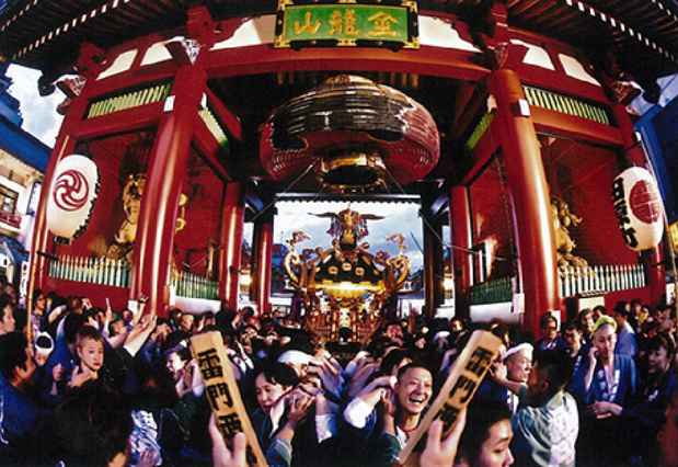 poster for 「日本の祭り写真コンテスト2014入賞作品展」
